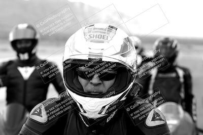 media/Mar-28-2022-Superbike Trackdays (Mon) [[b8603d0f67]]/Around the Pits/